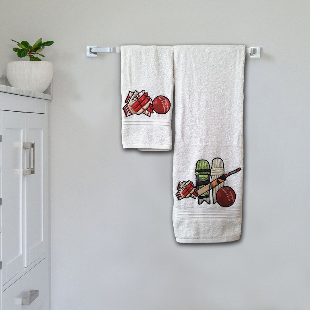 Cricket Embroidered Personalized Towel Set white