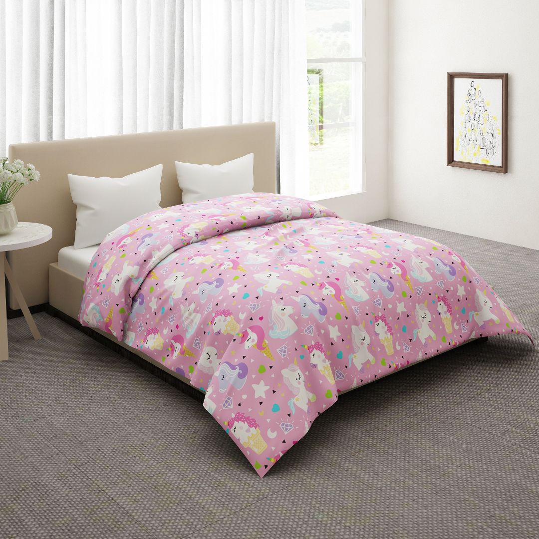 Cute Unicorn Print Quilt
